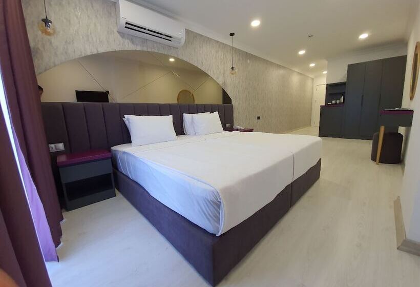 غرفة ملكية, Karikatur Bi