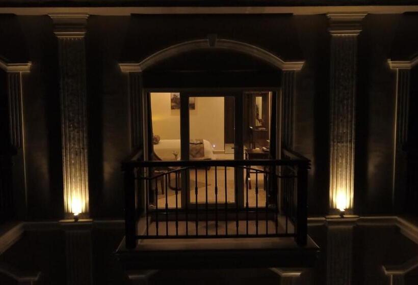 غرفة قياسية سرير كينج, Montrose Golf Resort & Spa