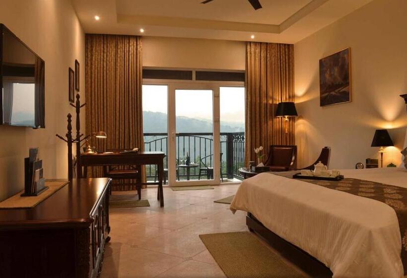 غرفة قياسية سرير كينج, Montrose Golf Resort & Spa