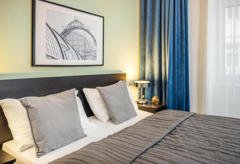 سوئیت 2 خوابه, Jimmy S Apartments Emerald