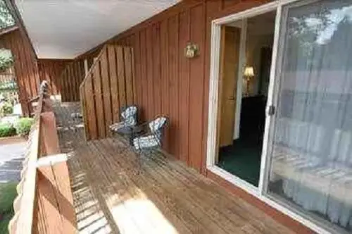 スイート（家族用）, Mohican Resort Motel, Conveniently Located To All Lake George Attractions