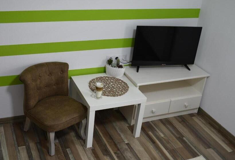 غرفة قياسية مطلة على الجبل, Casa Dodó Vendégház