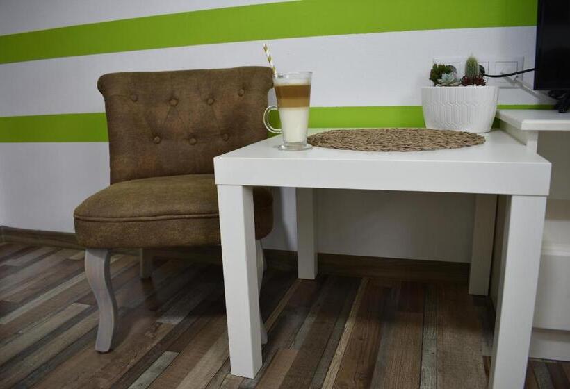 غرفة قياسية مطلة على الجبل, Casa Dodó Vendégház