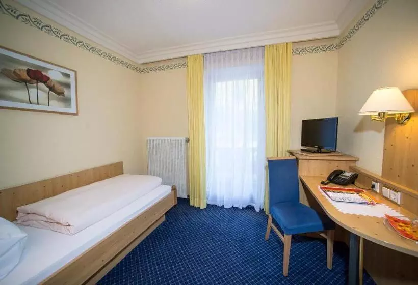 クラシックシングルルーム, Aktivhotel & Gasthof Schmelz Ihr Urlaubs Hotel In Inzell Mit Wellness Hallenbad, Alpensauna & Dampfb