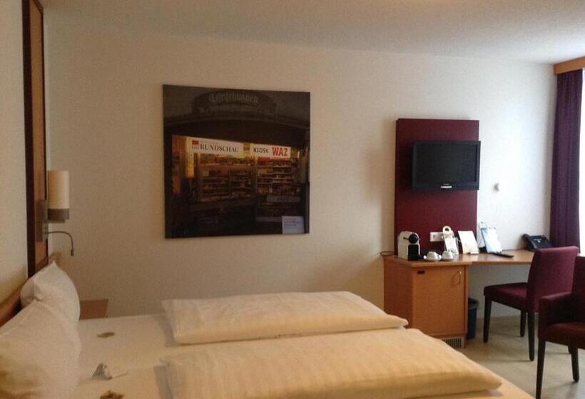 Номер Стандарт Трехместный, Akzent Hotel Restaurant Albert