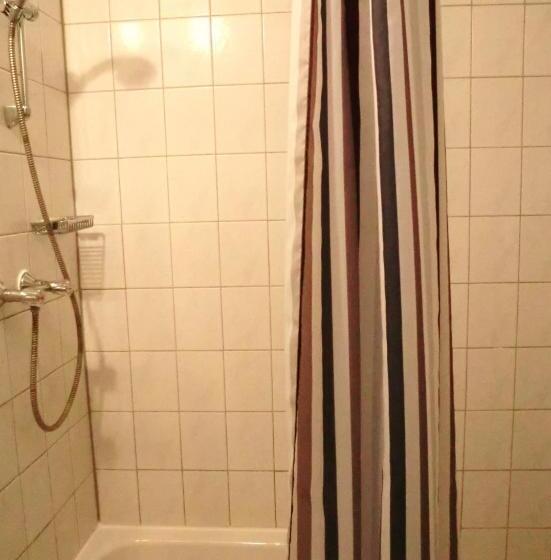 شقة 3 غرف, Altstadthotel Hayk Am Rhein