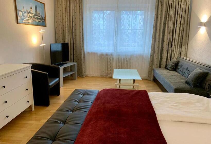 شقة 3 غرف, Altstadthotel Hayk Am Rhein