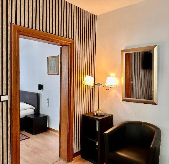 شقة إقتصادية غرفة واحد, Altstadthotel Hayk Am Rhein