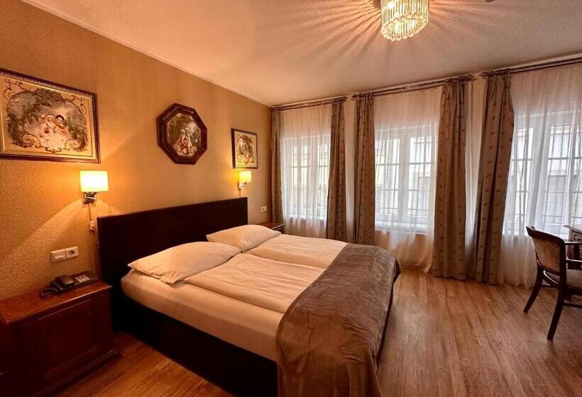 Стандартный Номер Кровать Кинг, Altstadthotel Hayk Am Rhein
