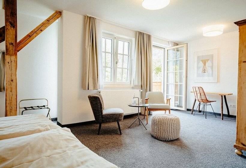 غرفة قياسية ثلاثية, Alpenrose Bayrischzell