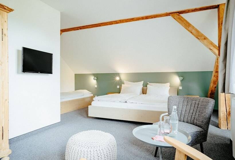 غرفة قياسية ثلاثية, Alpenrose Bayrischzell