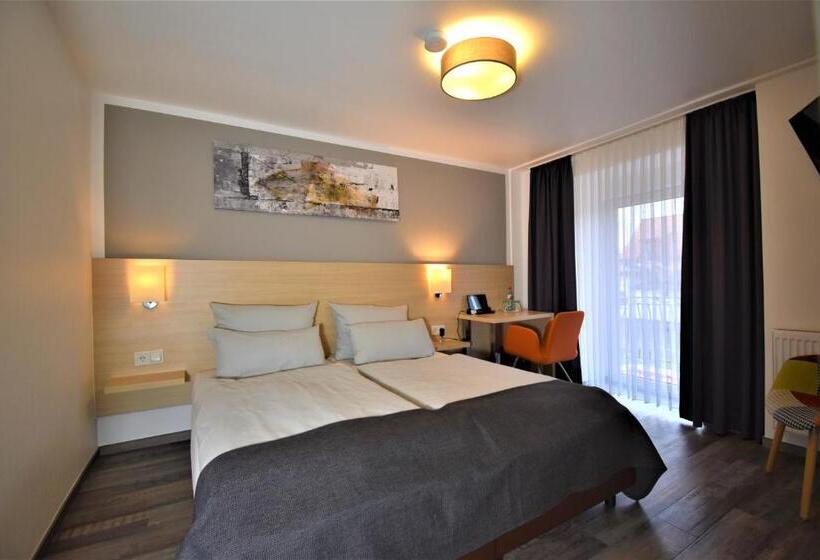 Номер Стандарт, Altes Eishaus, Hotel & Restaurant