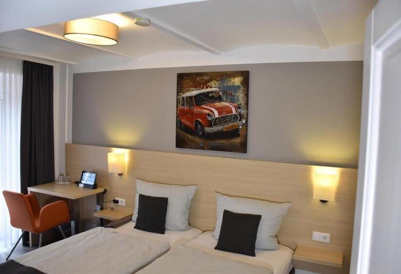 Номер Стандарт, Altes Eishaus, Hotel & Restaurant