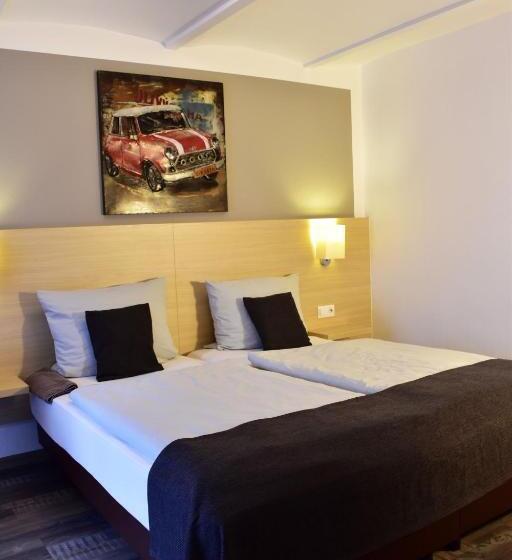 Номер Стандарт, Altes Eishaus, Hotel & Restaurant