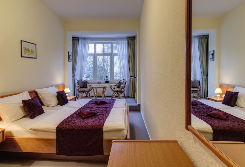 单卧家庭公寓, Aquamarin