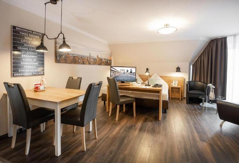 标准工作室, City