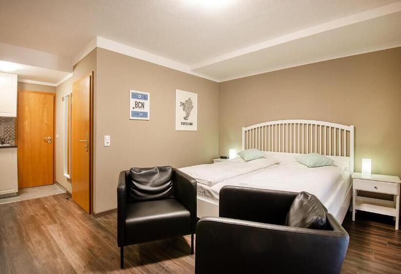 标准工作室, City