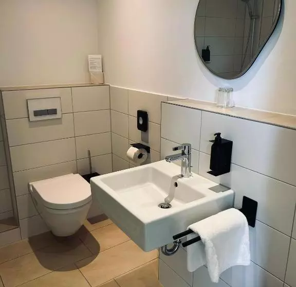 اتاق استاندارد یک نفره, Dk Hotel Deutscher Kaiser