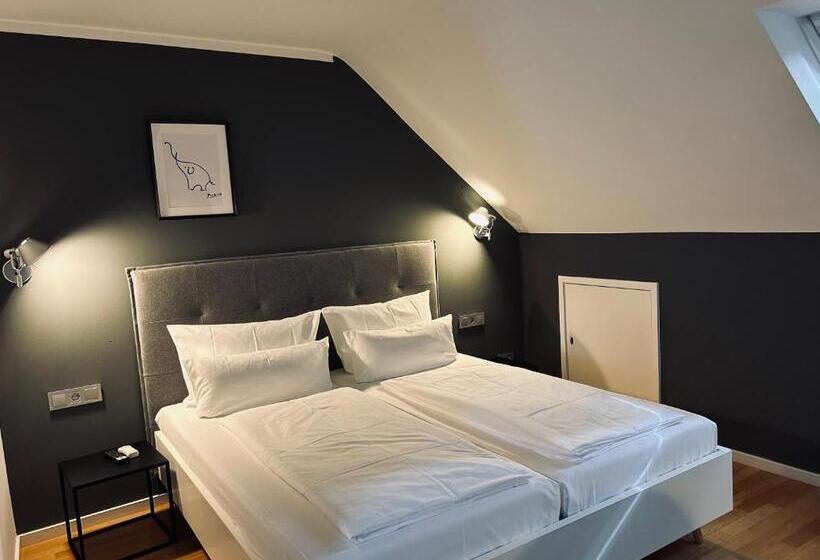 Номер Стандарт, Dk Hotel Deutscher Kaiser