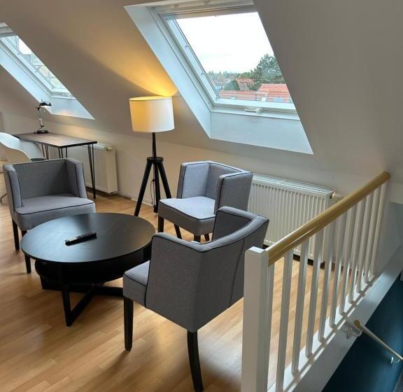 四人高级间, Dk Hotel Deutscher Kaiser