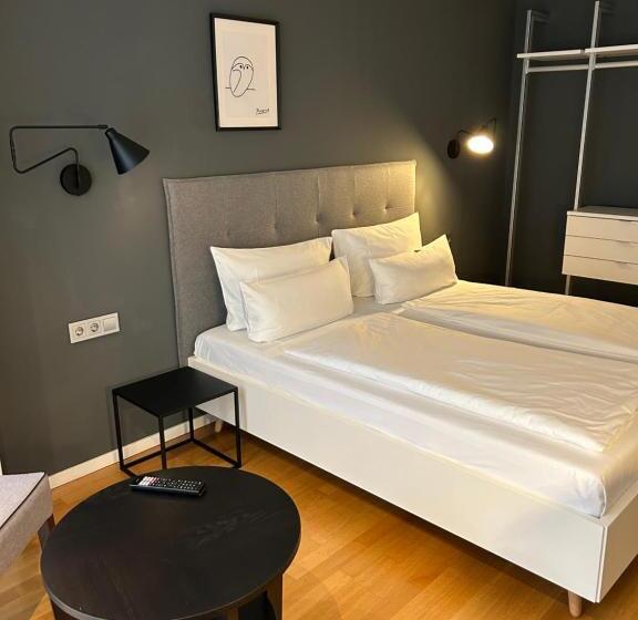 Номер Стандарт, Dk Hotel Deutscher Kaiser