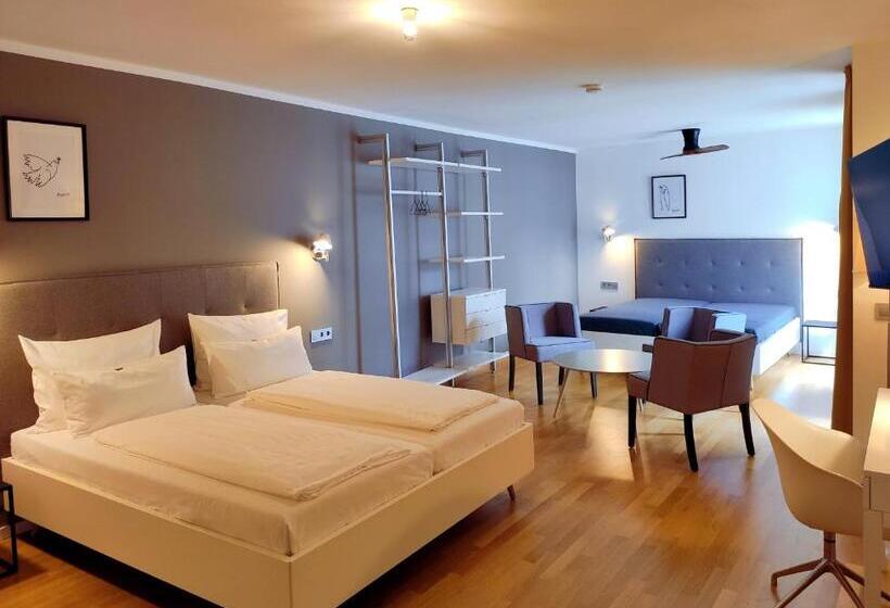 四人高级间, Dk Hotel Deutscher Kaiser