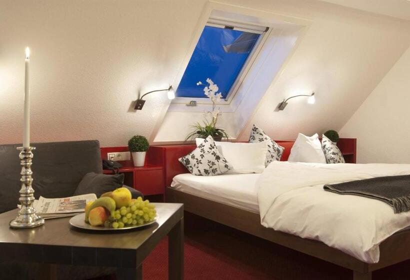 غرفة قياسية مزوَّدة بشُرفة, Ebner   Boutique Hotel & Konditorei