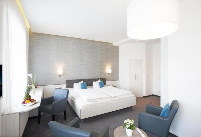 غرفة قياسية مزوَّدة بشُرفة, Ebner   Boutique Hotel & Konditorei