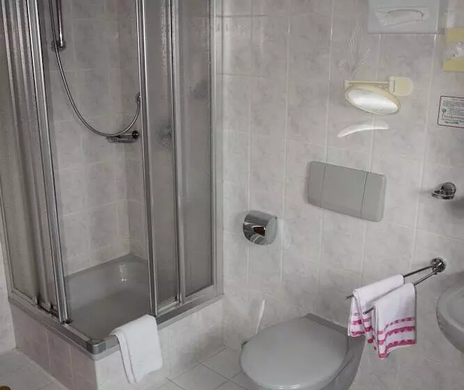 Quarto standard, Gruner Baum