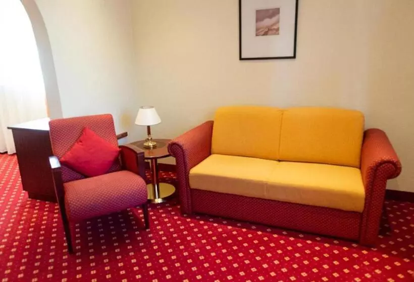 اتاق راحتی سه تخته, Haus Am Zoo