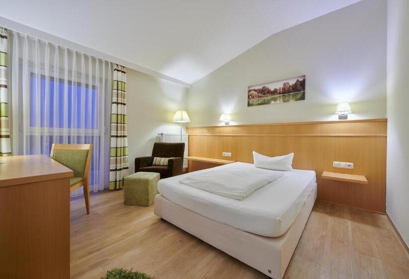 프리미엄 싱글 룸, Inntalhof