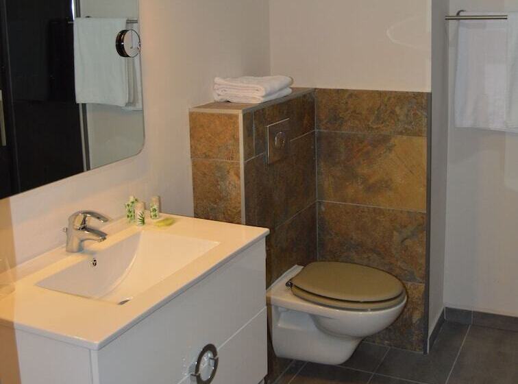 Номер Стандарт Вид на Сад, L Hôtel Du Lac