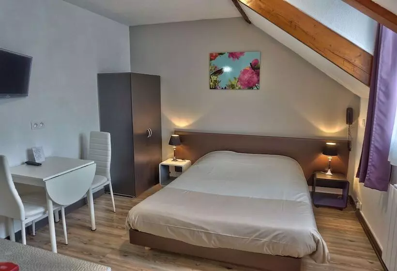 Economy Studio, Le Bellevue