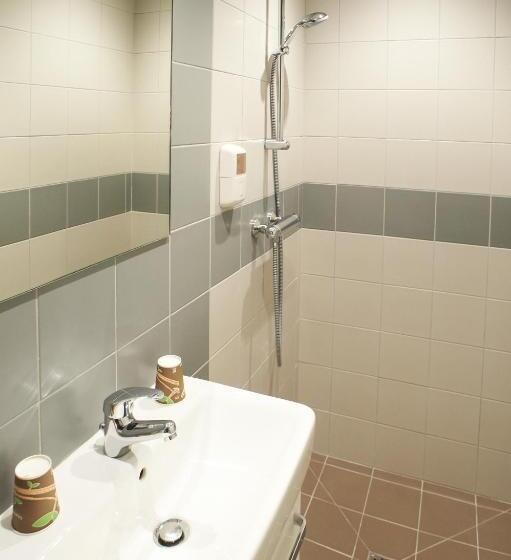 Семейный Номер, Logis Hotel Chateaubriand