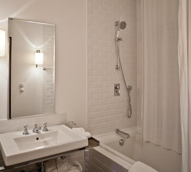 수피리어 인테리어 룸, Louis