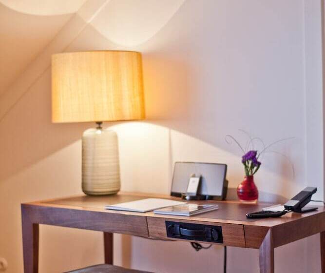 디럭스 인테리어 룸, Louis