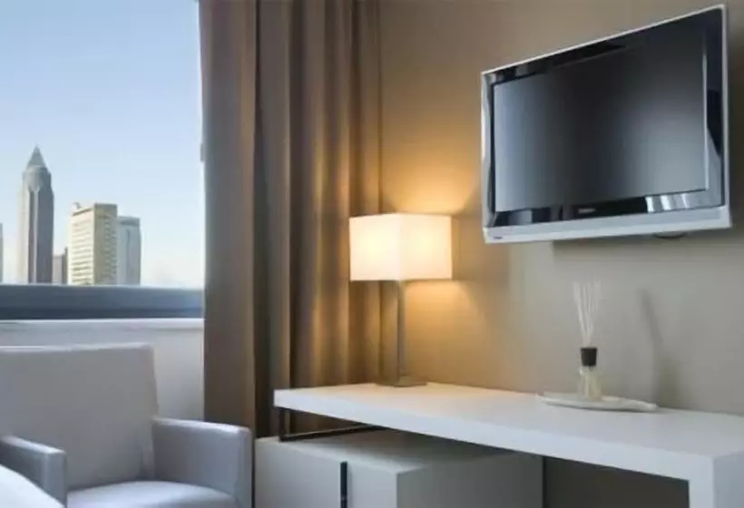 Standard Yhden Hengen Huone, Pearl Design Hotel   Frankfurt City