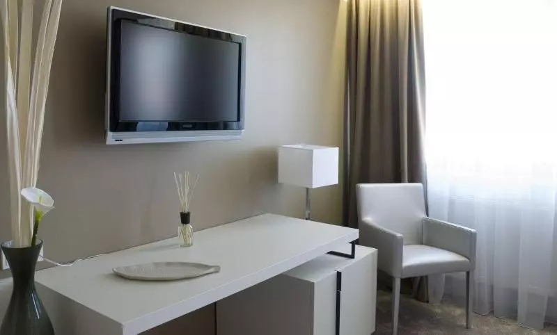 Standard Yhden Hengen Huone, Pearl Design Hotel   Frankfurt City