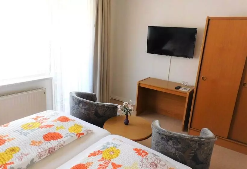 スタンダードルーム, Pension Am Kurmittelhaus