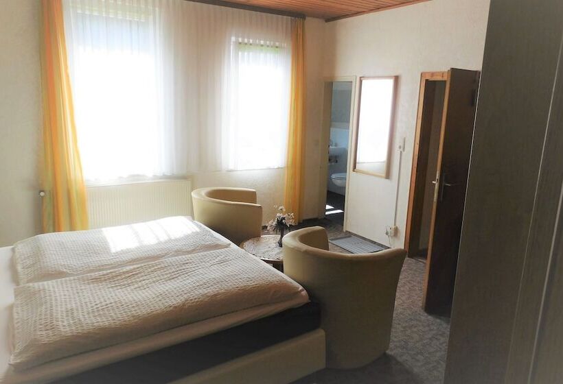 4인용 스탠다드 룸, Pension Am Kurmittelhaus
