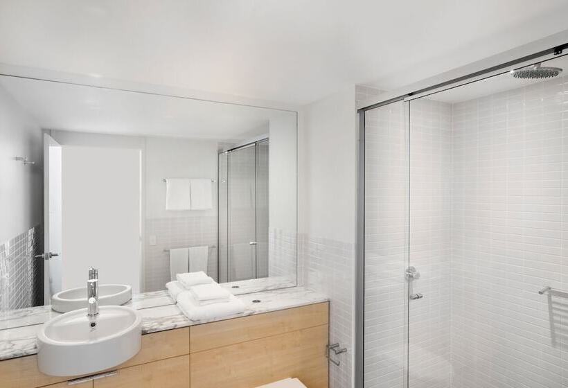 스탠다드 룸, Peppers Blue On Blue