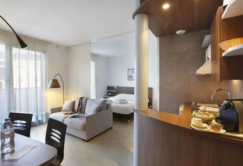 プレステージスイート, Suite Home Apt Luberon