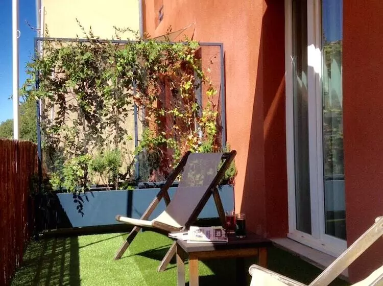 プレステージスイート, Suite Home Apt Luberon