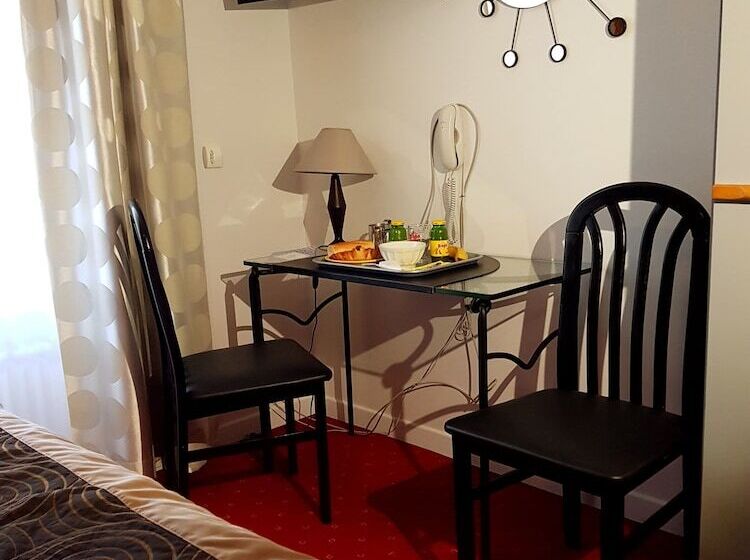 Номер Стандарт, Brit Hotel Essentiel Pontivy Robic