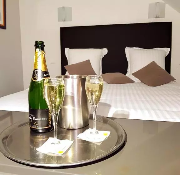 اتاق استاندارد, Brit Hotel Essentiel Pontivy Robic