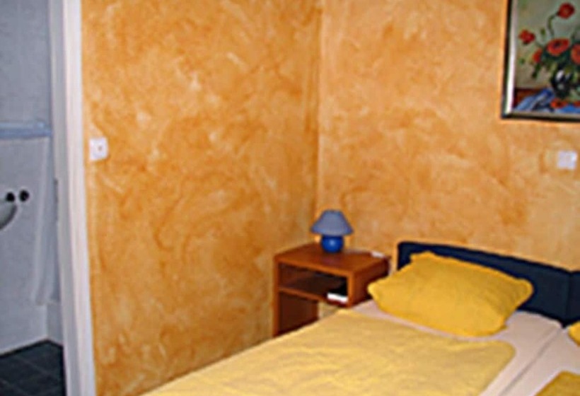 חדר סטנדרט יחיד, Rosengarten