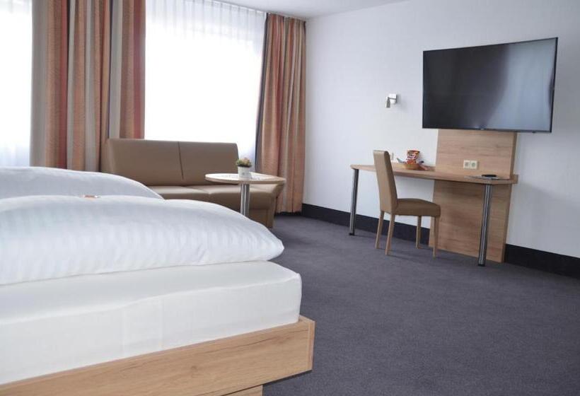Полулюкс, Tiptop Hotel Hirt