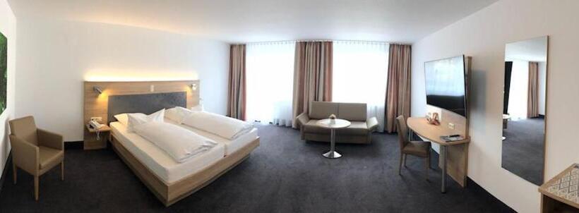 Полулюкс, Tiptop Hotel Hirt