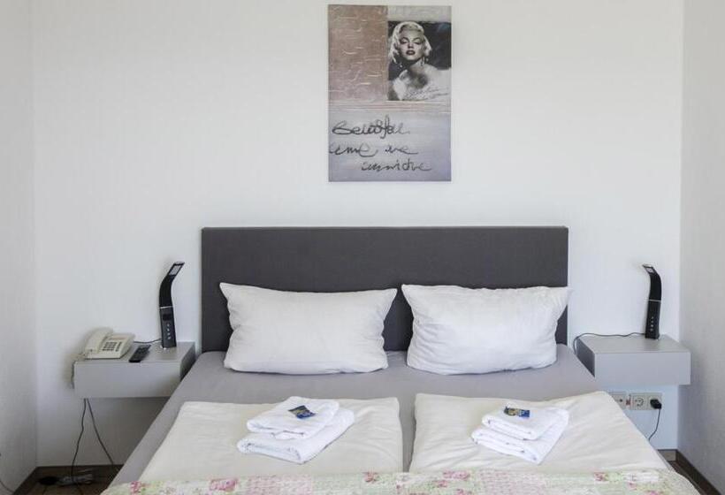 Студио Стандарт с Террасой, Panoramahotel Lilienstein