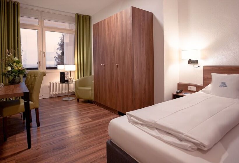 Номер Стандарт Индивидуальный, Parkhotel St.leonhard